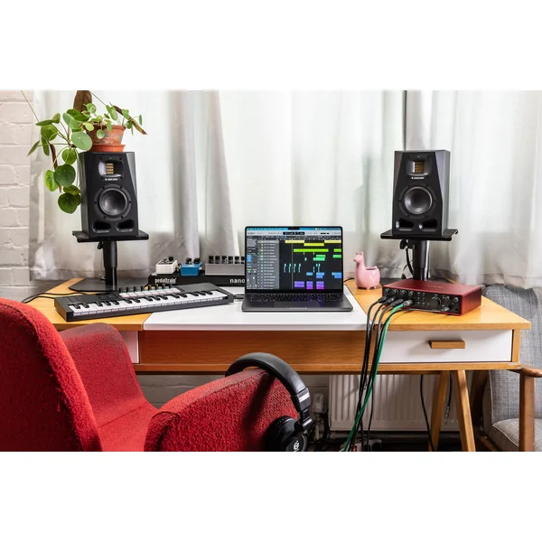 4th generation Scarlett 18i16