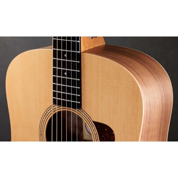 Academy 10e Sapele - natural matte