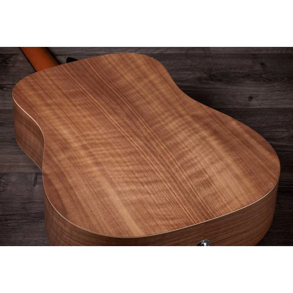 Academy 10e Sapele - natural matte