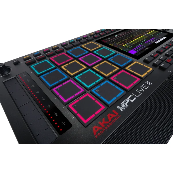 Akai MPC LIVE III Sampler