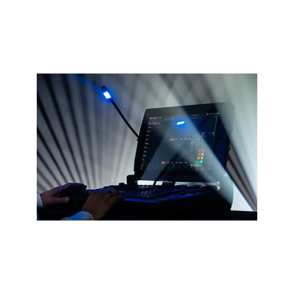 AX2 ADJ - Contrôleur DMX 32 univers