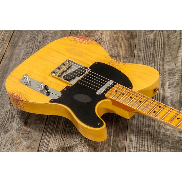 Custom Shop 1952 Telecaster #R138660 - heavy relic butterscotch blonde