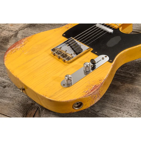 Custom Shop 1952 Telecaster #R138660 - heavy relic butterscotch blonde