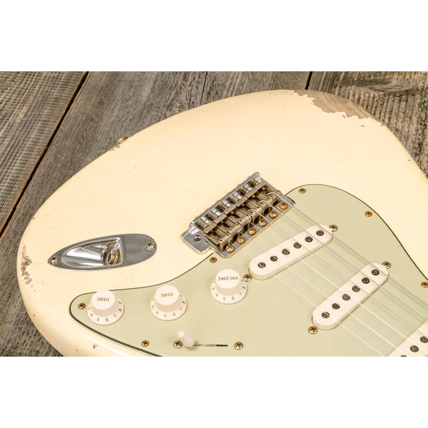 Custom Shop 1959 Stratocaster #R133800 - relic antique vintage white