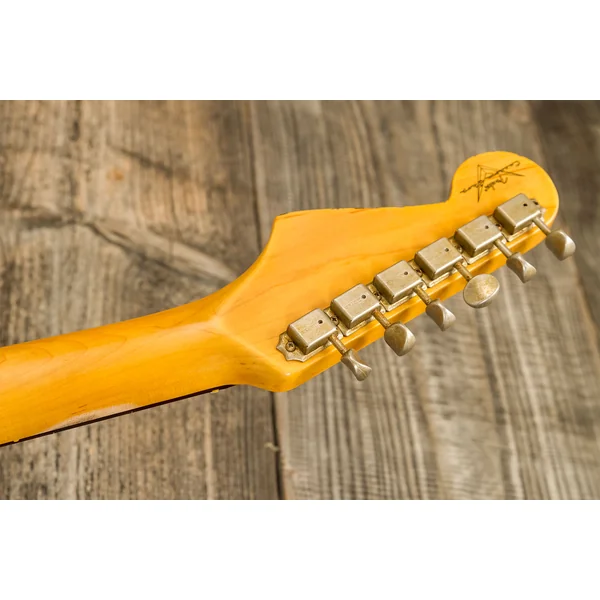 Custom Shop 1959 Stratocaster #R134762 - relic chocolate 3-color sunburst