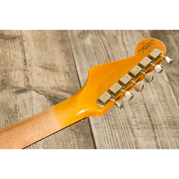 Custom Shop 1960 Stratocaster #CZ578789 - heavy relic 3-color sunburst