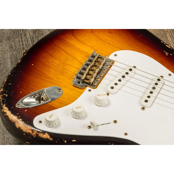 Custom Shop 70th Anniversary 1954 Stratocaster Ltd #XN4887 - heavy relic 2-color sunburst
