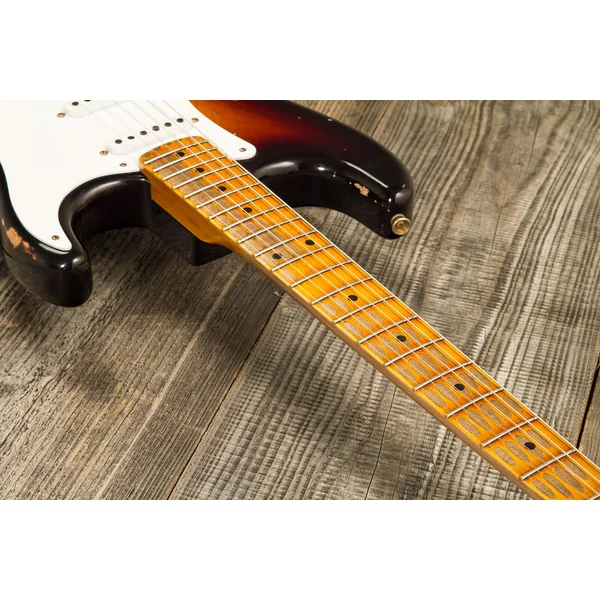 Custom Shop 70th Anniversary 1954 Stratocaster Ltd #XN4887 - heavy relic 2-color sunburst