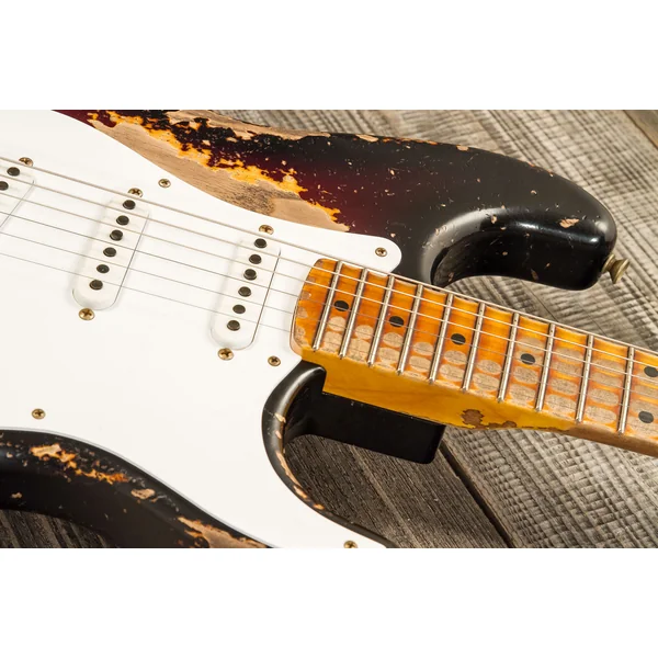 Custom Shop 70th Anniversary 1954 Stratocaster Ltd #XN4889 - super heavy relic 2-color sunburst