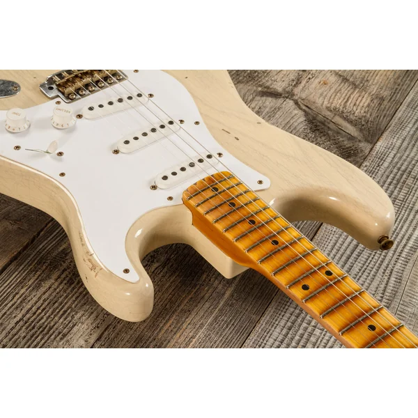 Custom Shop 70th Anniversary 1954 Stratocaster #XN5051 - relic vintage blonde