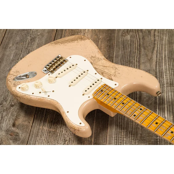 Custom Shop Red Hot Stratocaster #CZ579453 - super heavy relic white blonde