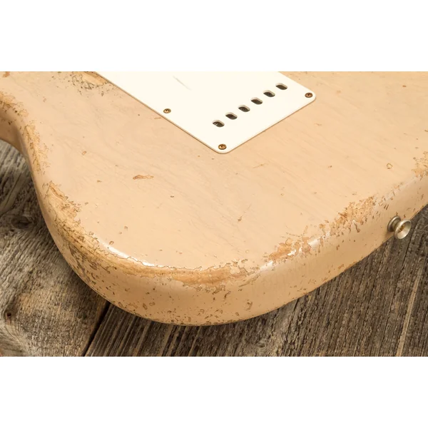 Custom Shop Red Hot Stratocaster #CZ579453 - super heavy relic white blonde