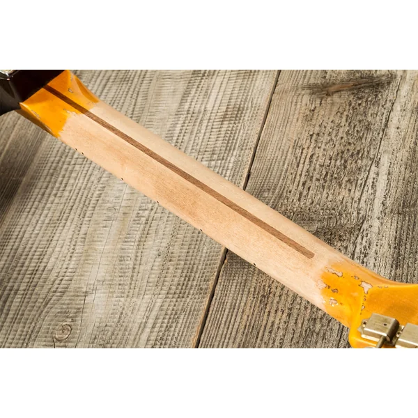 Custom Shop Red Hot Stratocaster #CZ580650 - super heavy relic chocolate 3-color sunburst
