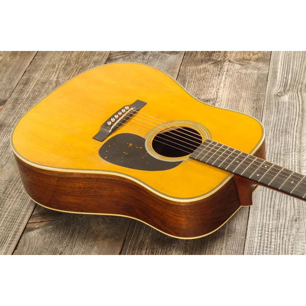 D-28 Authentic 1937 #2852451 - aged natural vintage gloss