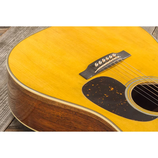 D-28 Authentic 1937 #2852451 - aged natural vintage gloss