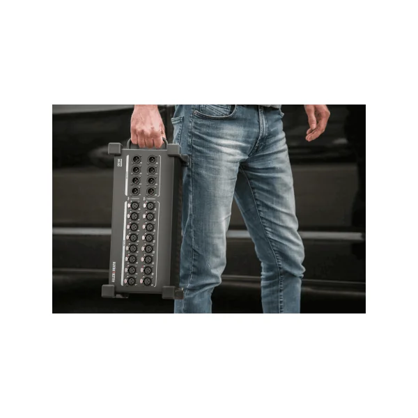 DX168 Allen & Heat boîtier de scène 16 entrées 8 sorties pour consoles SQ dLive