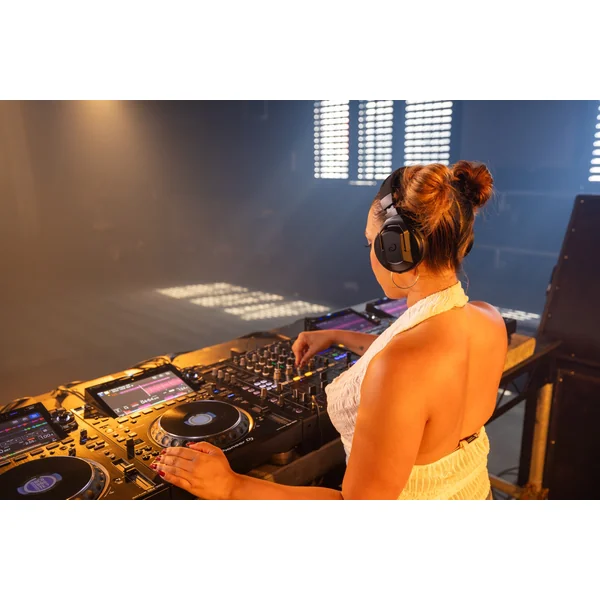HDJ-F10-TX (pioneer Dj)