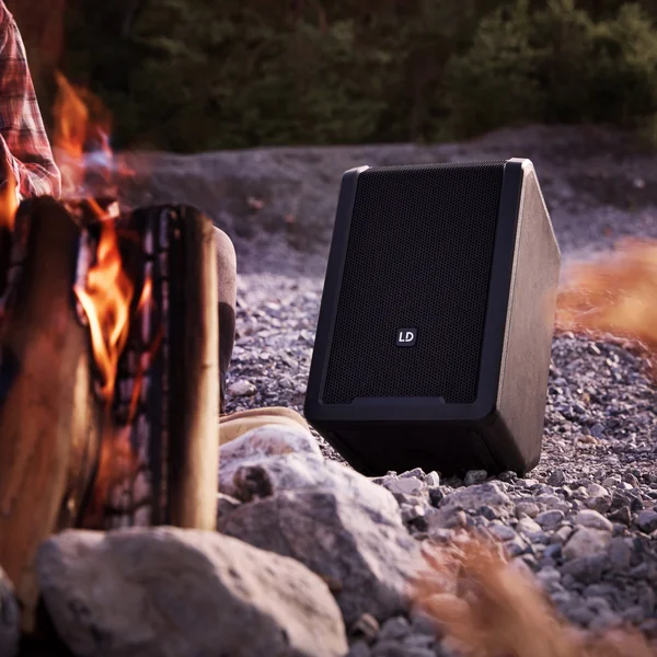 LD Systems ANNY® 8 HHD B5 - Enceinte PA portable sur batterie avec Bluetooth® et mixer, avec 1 x micro main sans fil, noir scène Black