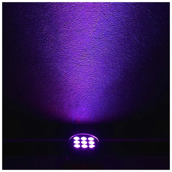 LIGHT4ME PAR RGBW 9x10 scenespotlight LED-lysarmatur