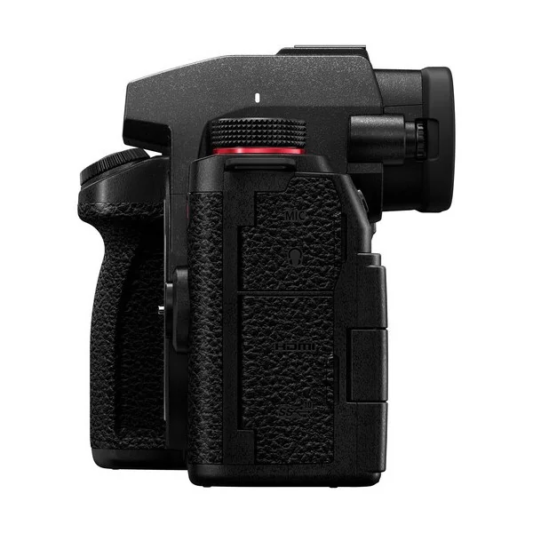 Lumix G9 II + 12-60mm f/2.8-4 ASPH