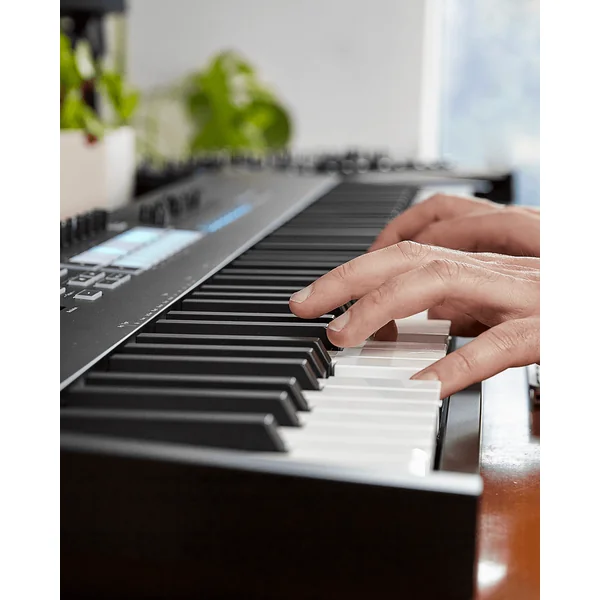 Novation Launchkey-88-MK3