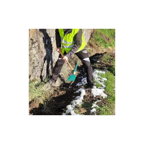 Pioche de cantonnier Duopro douille ovale 2 kg sans manche