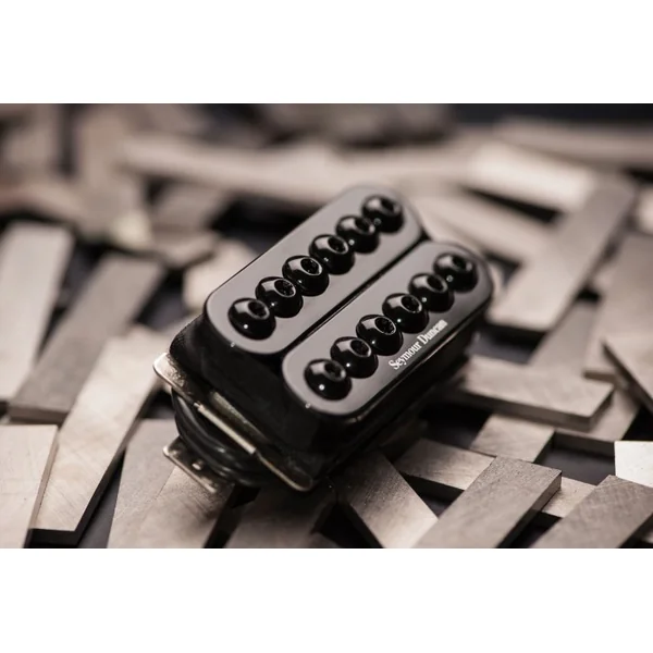 SH-8N Invader - neck - black