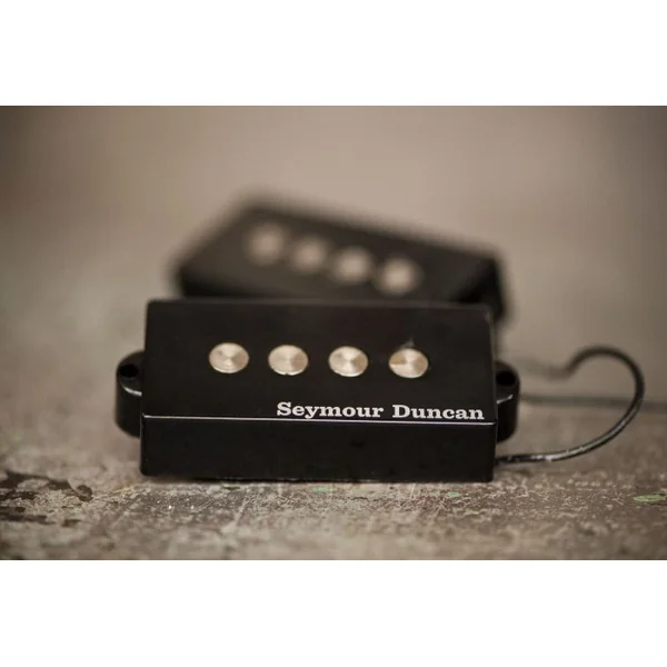 SPB-3 Quarter Pound P-Bass - black
