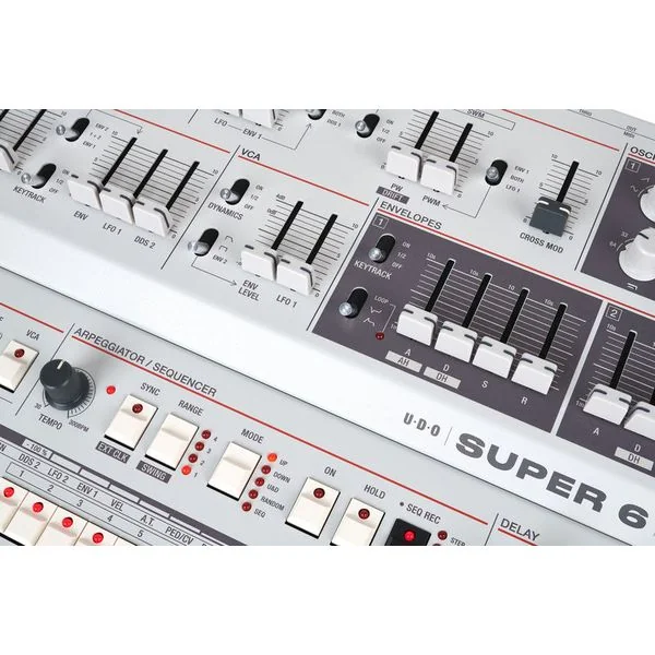 Super 8 Keyboard white