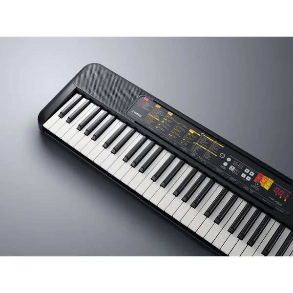 Yamaha PSR-F52 Craviers (Sort) Bundle