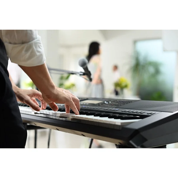 Yamaha PSR-SX720+